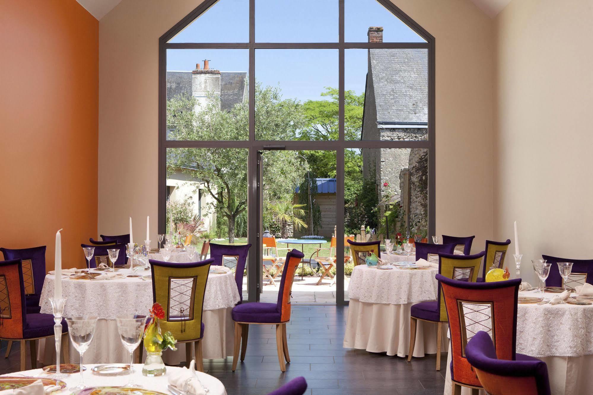 Logis hôtel Ô en Couleur Oucques-la-Nouvelle Exterior foto